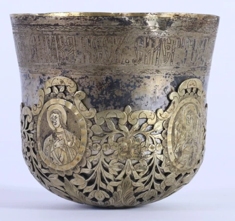 Silver cup (Chalice without its bottom part)