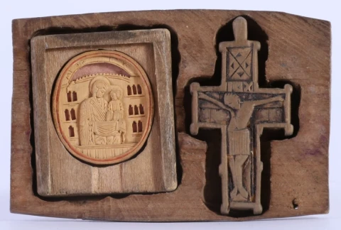 Wooden carved set (wooden case, miniature Crucifix and The Holy Virgin with infant Jesus pendant)