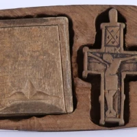 Wooden carved set (wooden case, miniature Crucifix and The Holy Virgin with infant Jesus pendant)